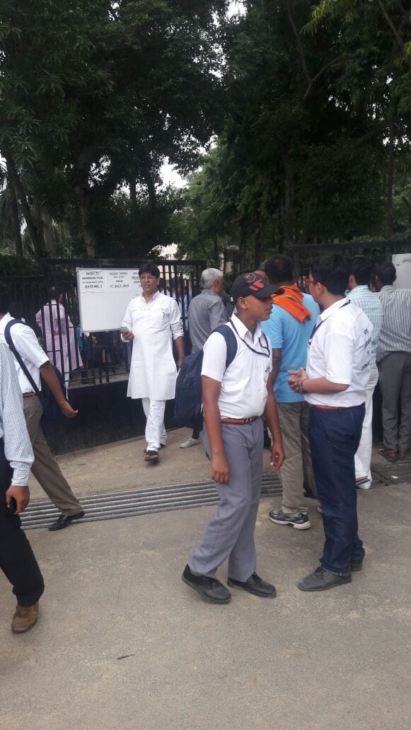 bombinformation in lucknow school