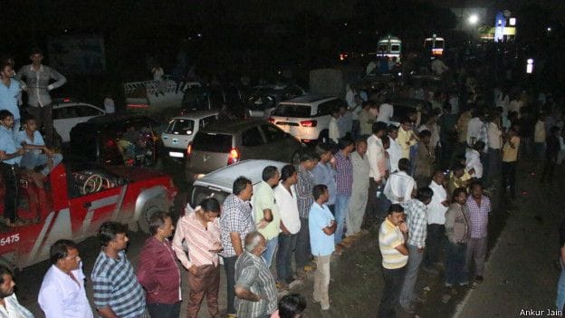 Dalits set fire to two buses in Rajkot, Gujarat