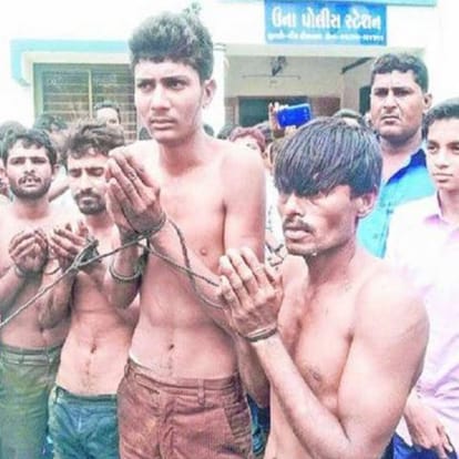 Dalits set fire to two buses in Rajkot, Gujarat