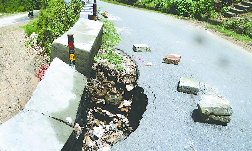 dengerous road