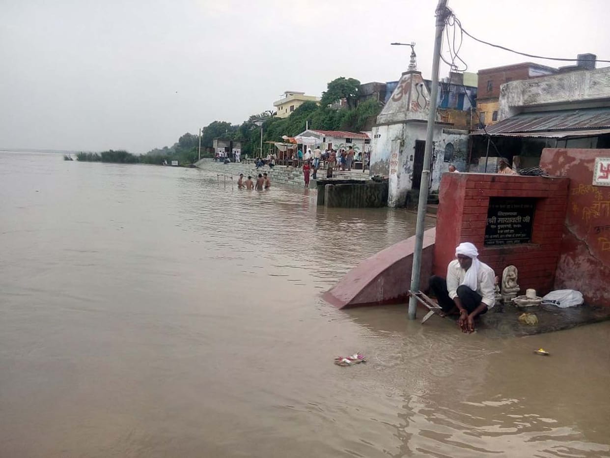 Ganga reached the danger mark, horror in Khadar.