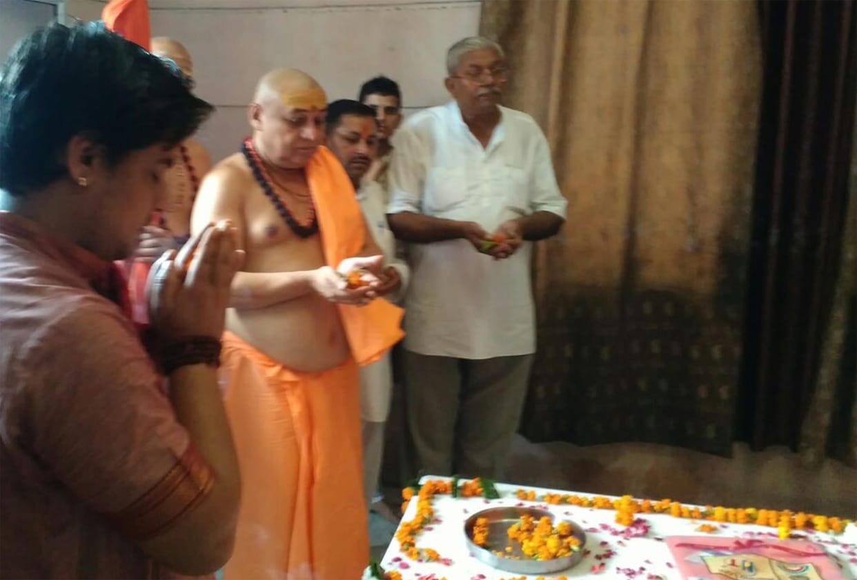 Devotees engaged Jagadguru ashram
