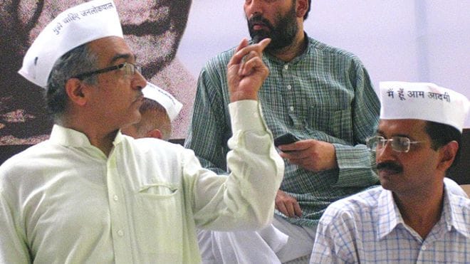 social media reacts on kejriwal statement