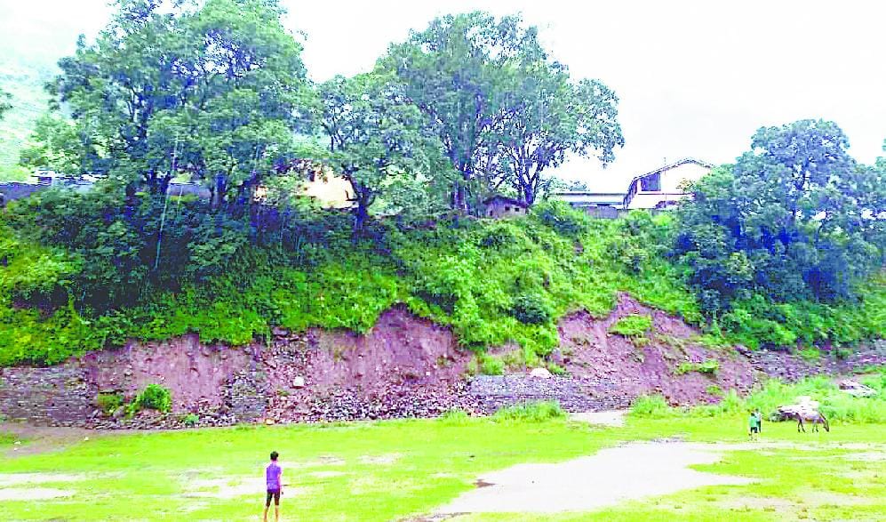 JD Mdkot three school buildings in danger