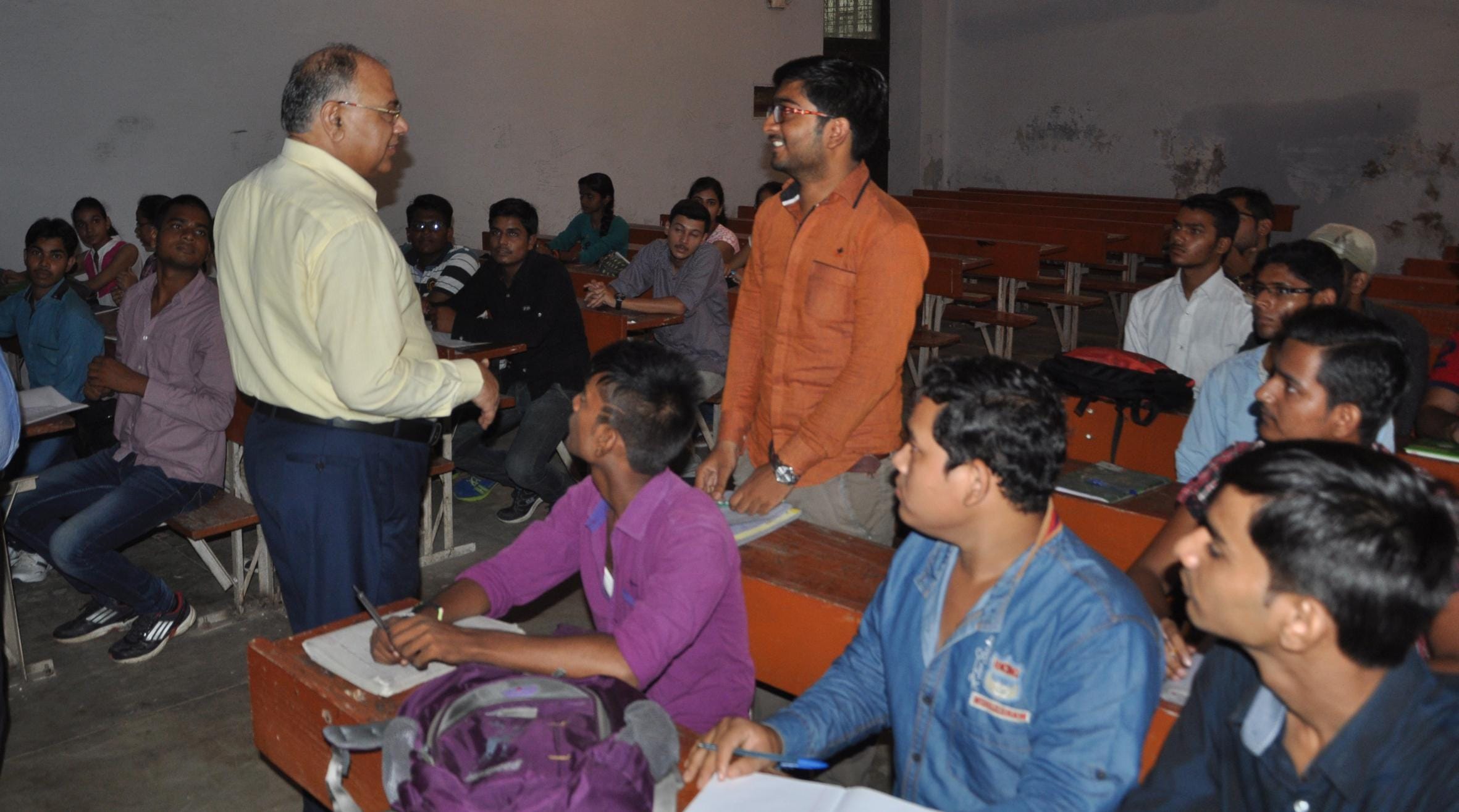 vice chancellor sb nimse took round of lucknow university