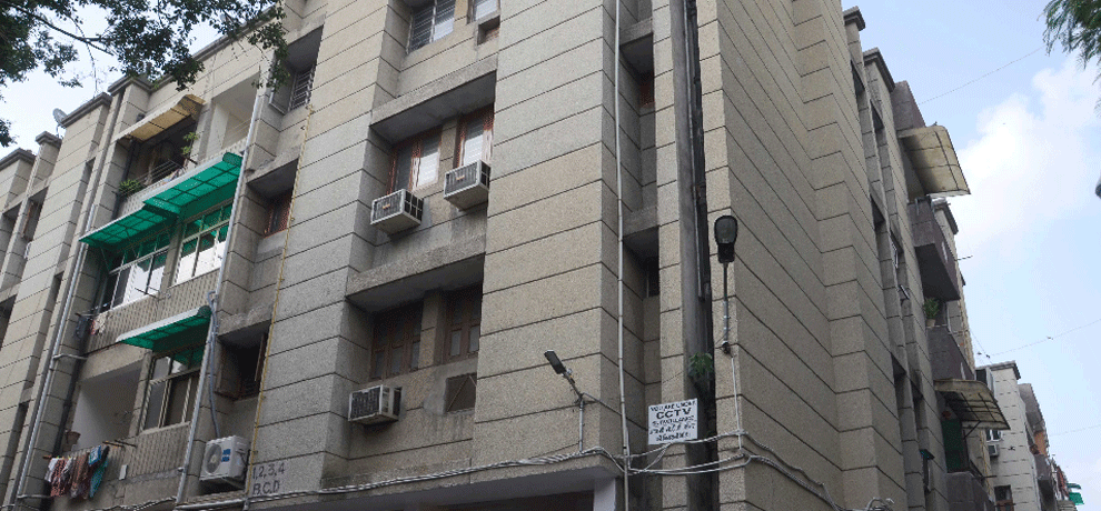  Dead bodies of Father and son found in same position as mother and daughter. 