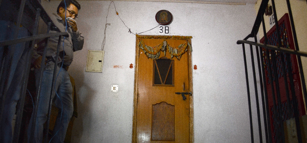 CBI raids for fear of insulting the mother-daughter lives, was married two months later