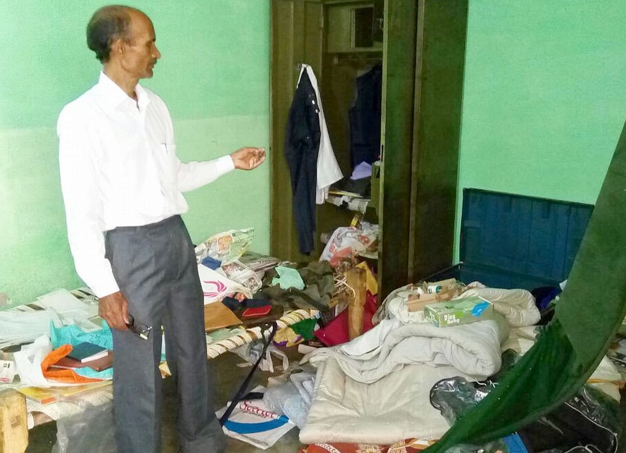 Burglars reconstructed doctor house.