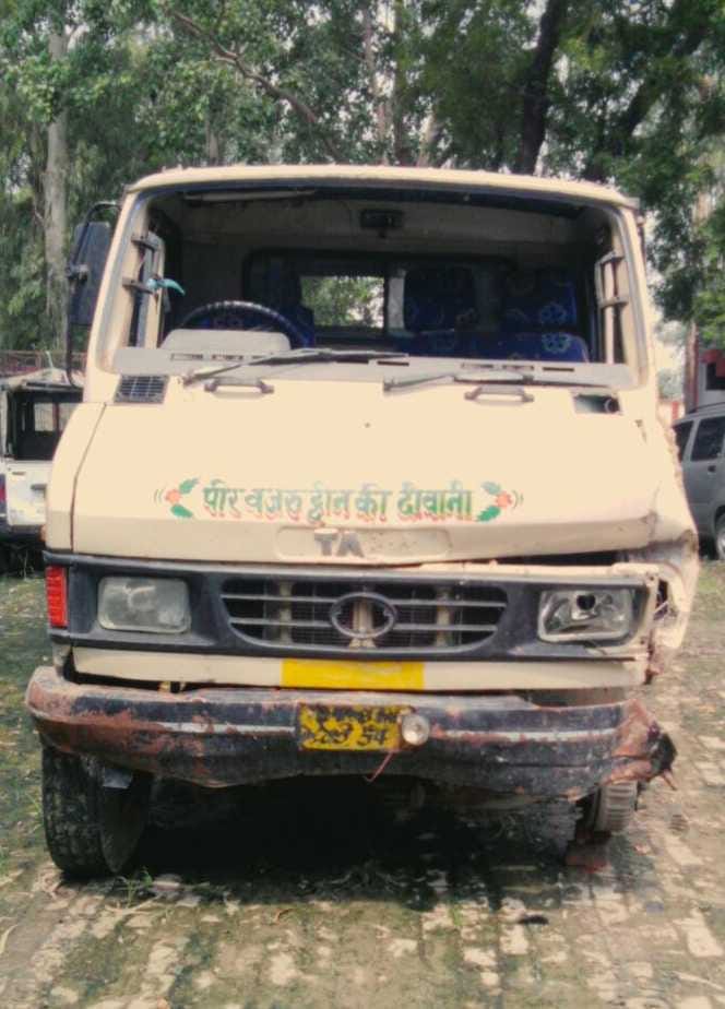 The police tried to crush animal smugglers
