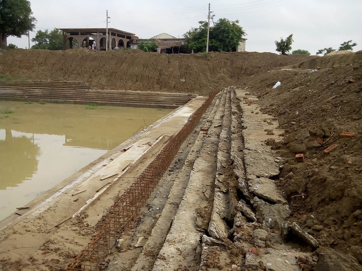  Under construction collapsed in Rudrapur pool ladder