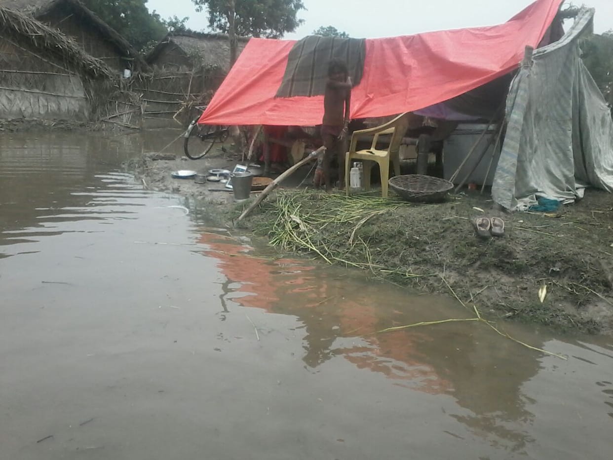 Purana full flood water in the village, threatening many villages