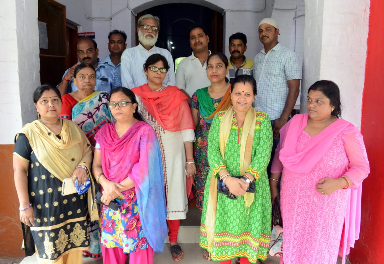 IPS officer threatens life and property, security demands