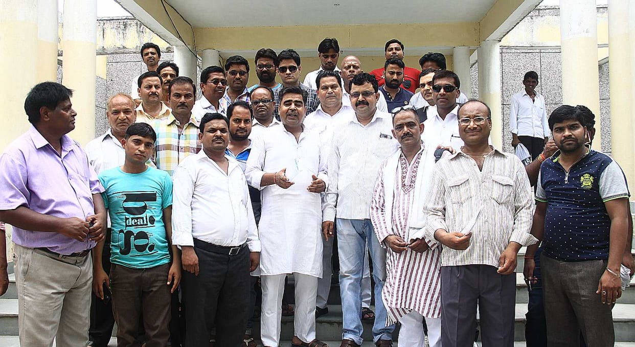 Traders protest against municipal leaders
