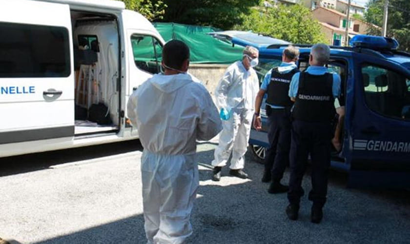 mum and three daughters knifed in French holiday resort