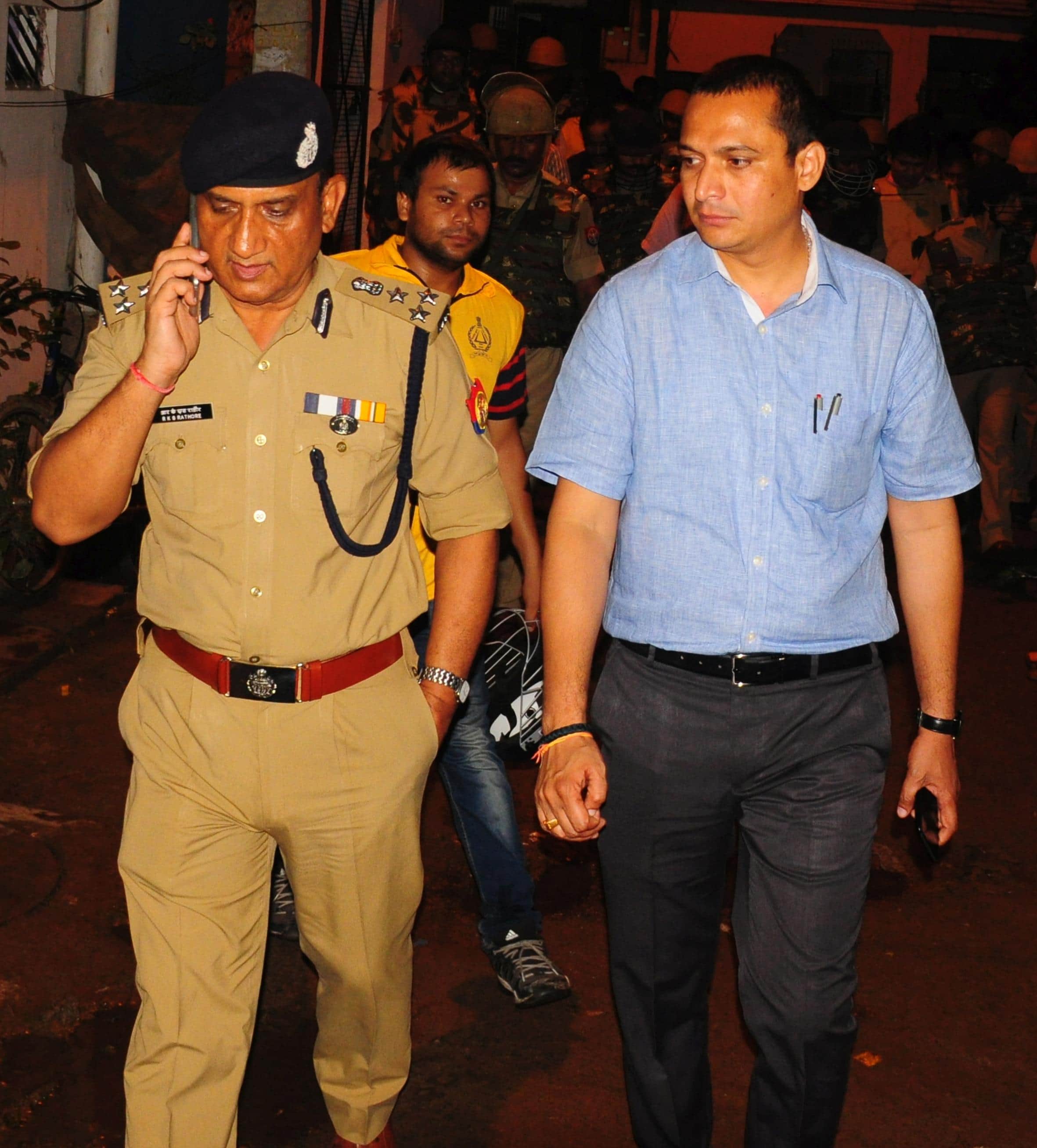 clash between two groups in lucknow, ssp takes command