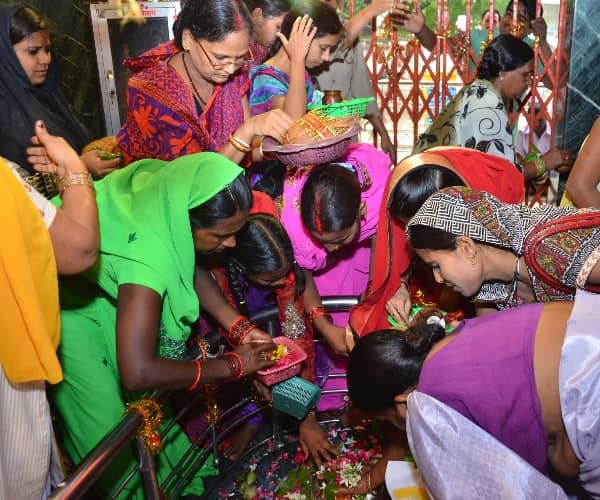 People worship lord shiva on first day of savan.