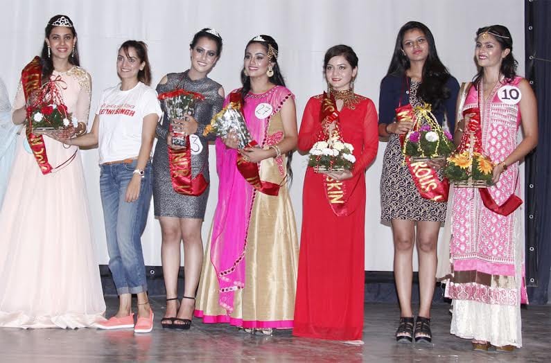 Freshers Party, MCM College, ramp modeling, miss fresher parneet, chandigarh,