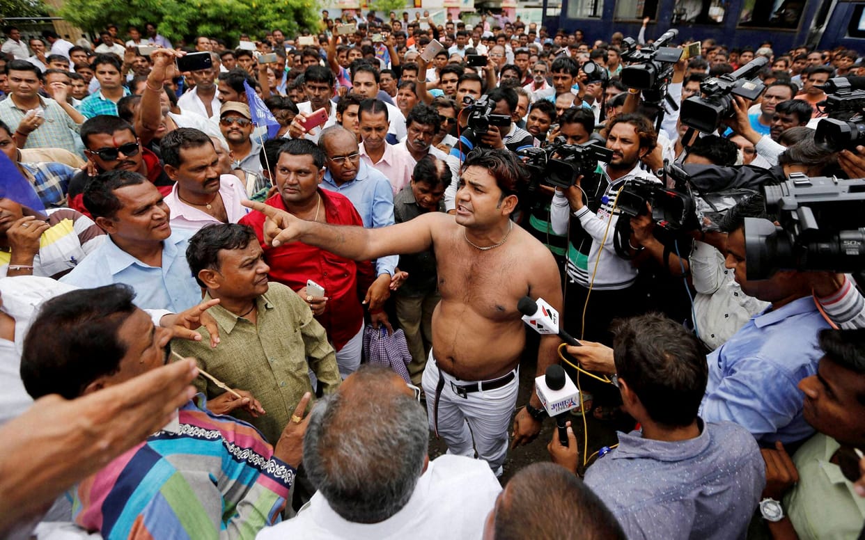 policeman death during Dalit protest in gujarat