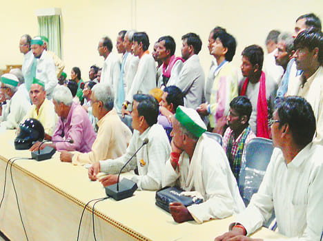 Troubled banks to be farmers