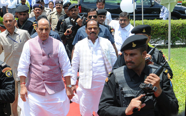 Jharkhand: raghubar das govt announced big prize on maoist