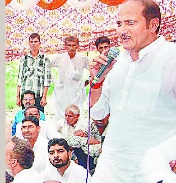 BJP members shouted slogans against the government Kotwali gherry