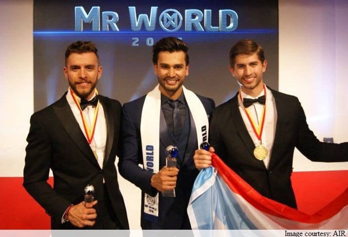 Rohit Khandelwal wins the title of Mr. World 2016