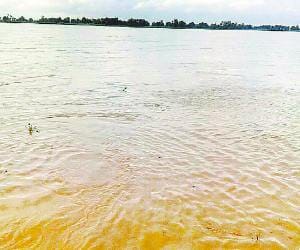  The water level of 13 cm above the red mark came Sarayu
