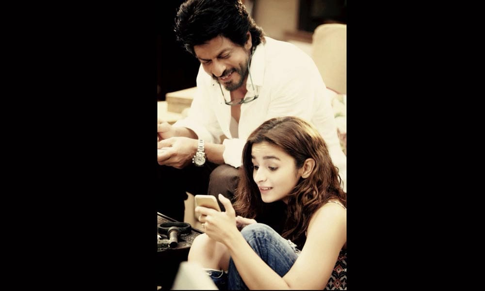 Alia Bhatt, Shah Rukh Khan share Dear Zindagi's first look