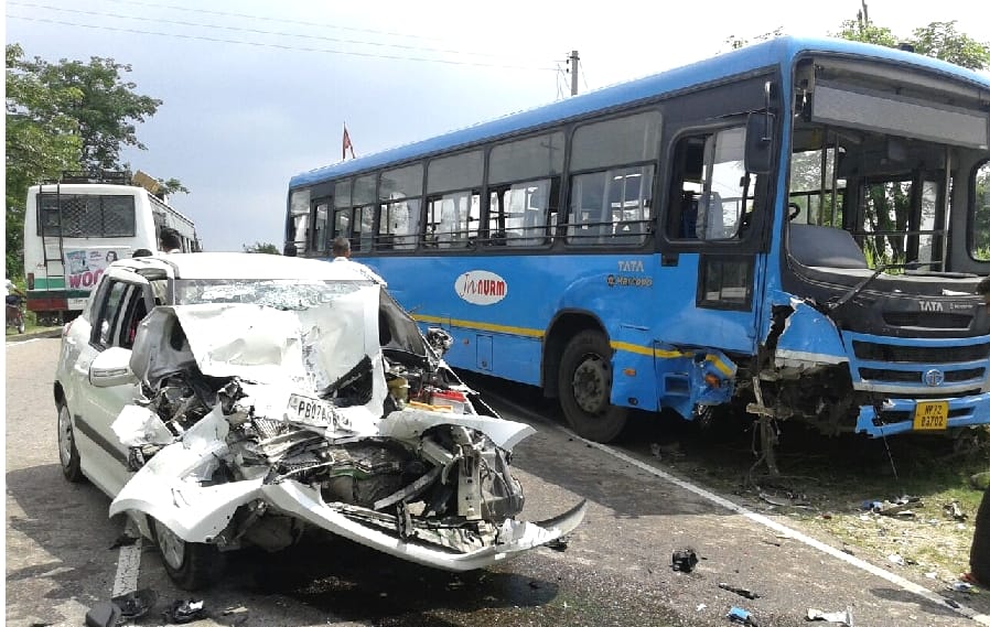 HRTC Bus and Car colides at Una, one died.