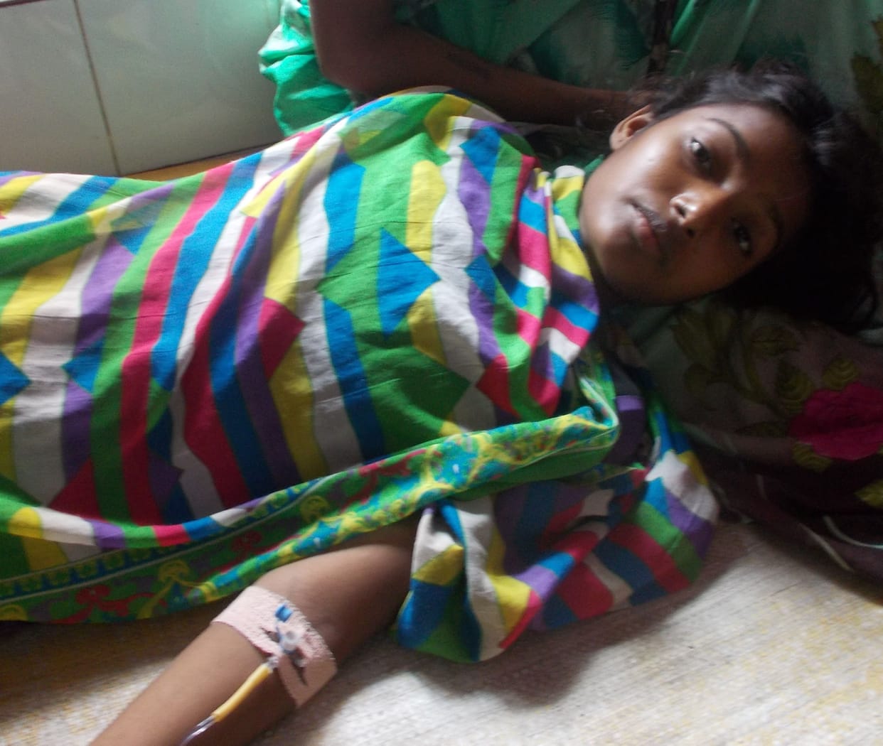 Three people fainted from cold drink