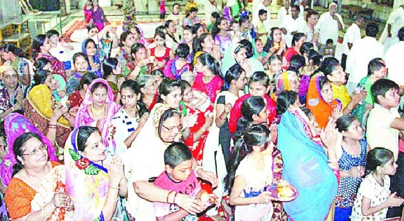 celebration of veer shasan jayanti in Small Jain temple 
