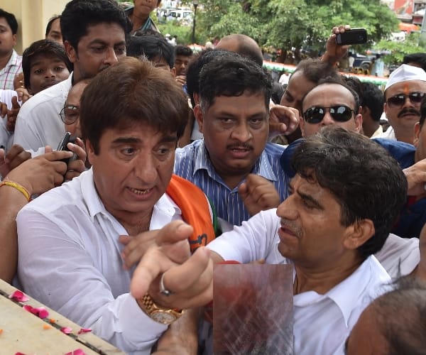 congress protest against gujrat dalit exploitation