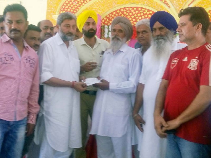 cheeque distribute, shugan scheme, pathankot