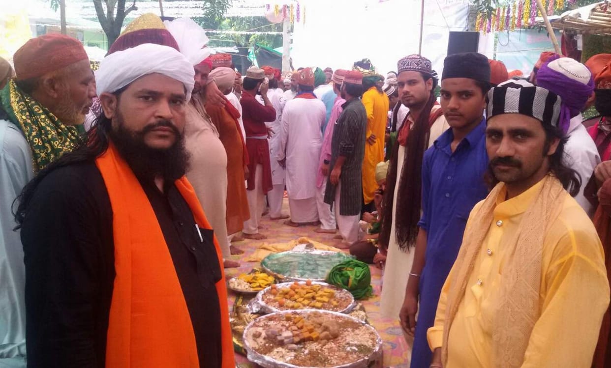thousands of devotee reached to shrine