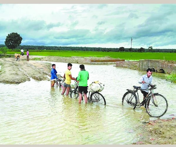Huge flood in bahraich.