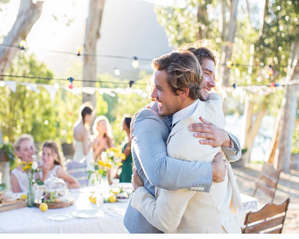 coronavirus covid 19 tips precautions during hugging someone