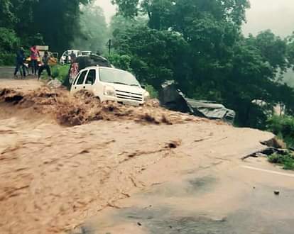  Landslide accident, car and owner washed away