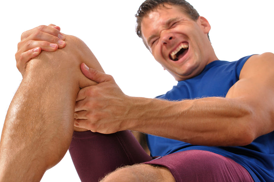 leg pain at night causes harmful diseases avoid these habits