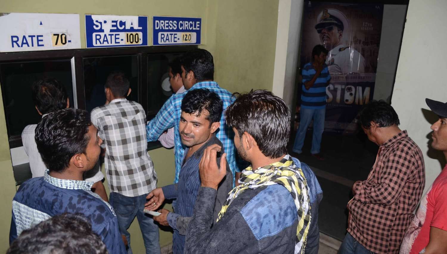 rajinikanth movie kabali craze in dehradun