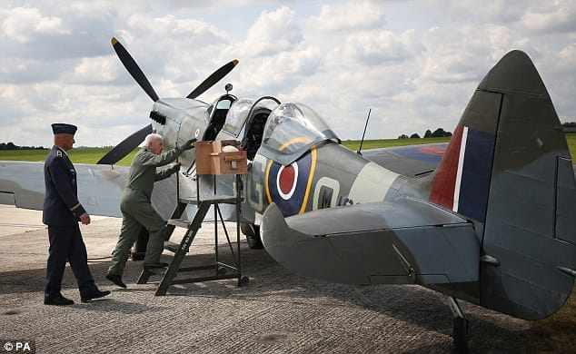 93 year old General Emil Bocek fulfils dream by flying in a Spitfire for a final time