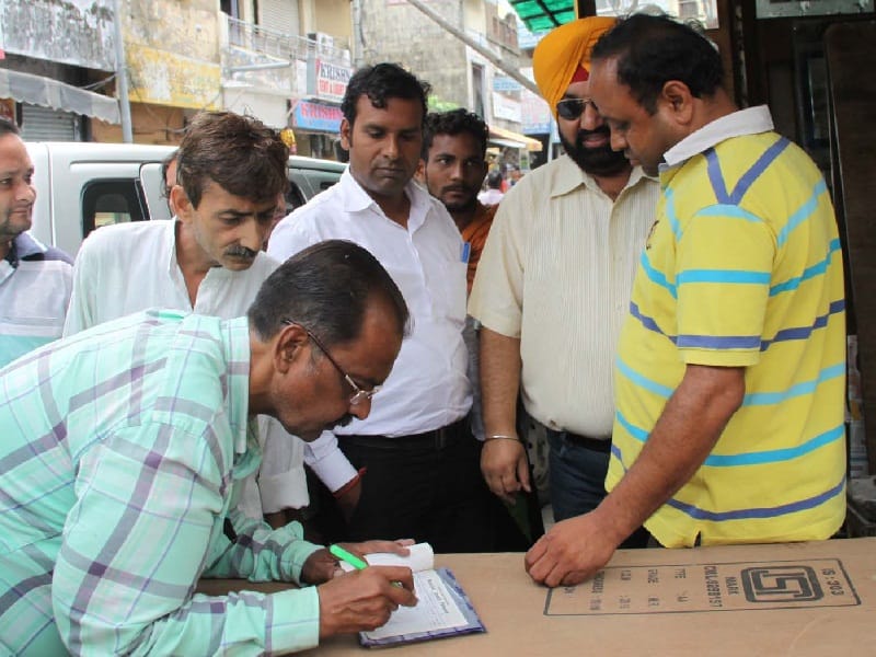 nigam remove atikraman, atikraman remove to market, pathankot, amritsar