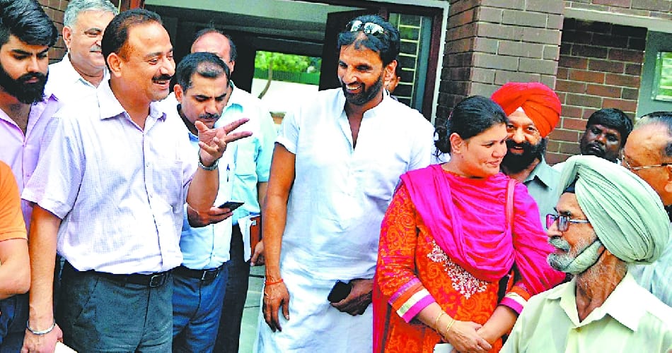community center, community center inaugration, chandigarh nagar nigam, chandigarh