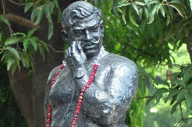 chandrashekhar azad death controversy