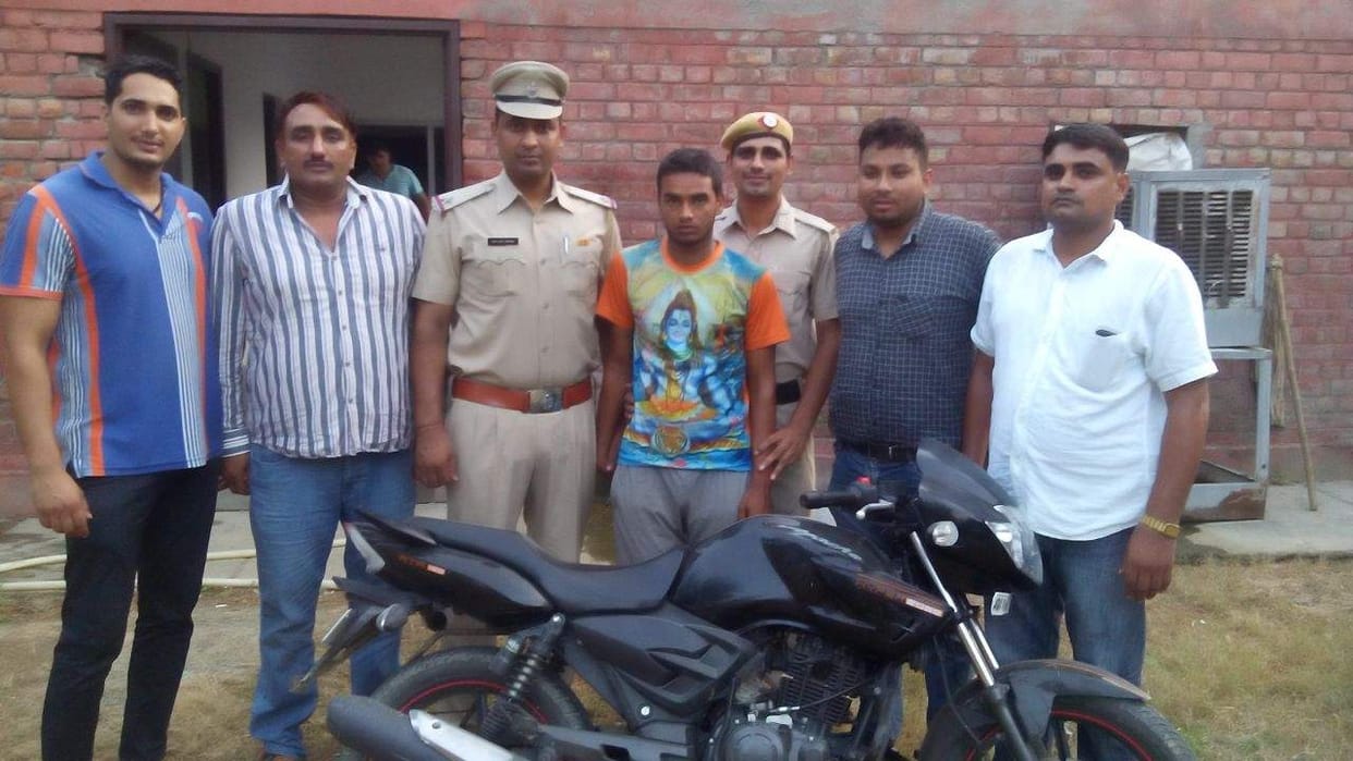 rohtak, women, chain snatching, police, crime, haryana rohtak, arrest, new delhi, wanted