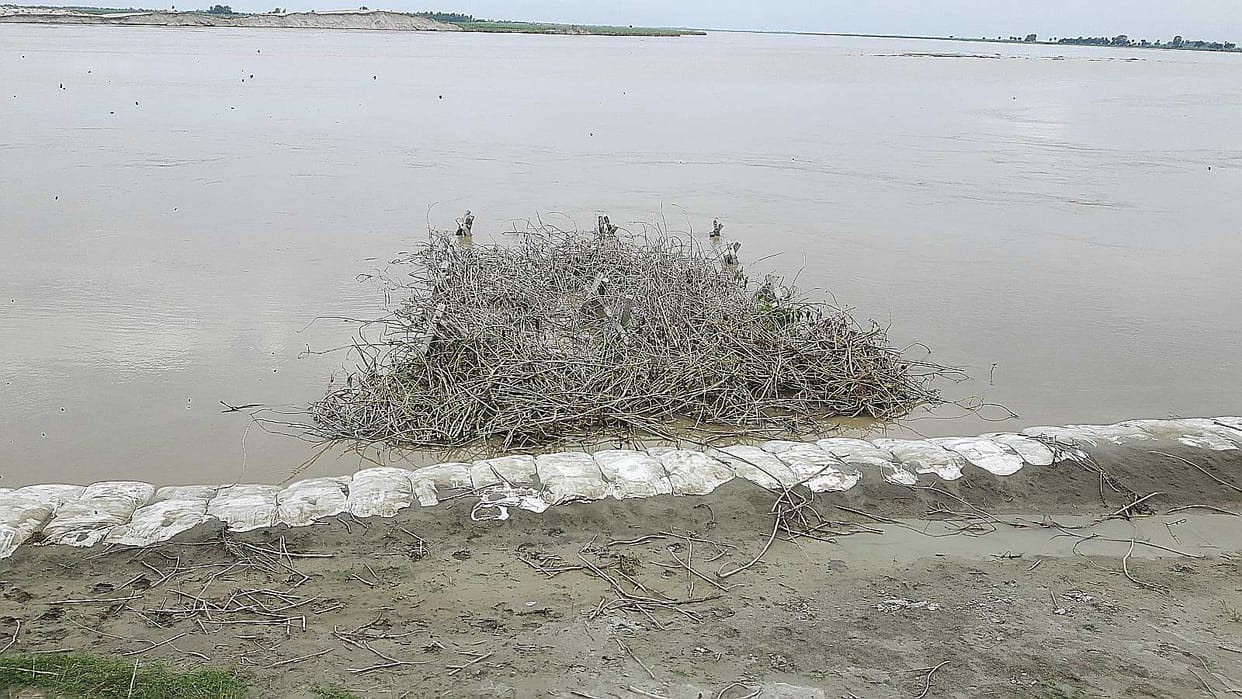 Dam on the upper Ganges is playing a game of minus-grown