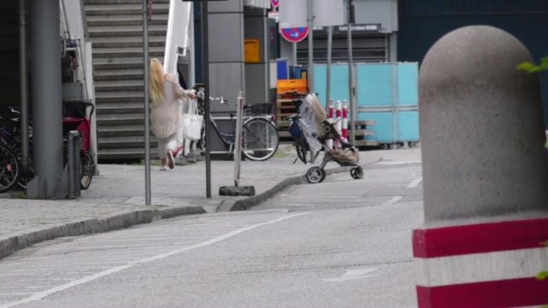PICS: IRANIAN GUNMAN KILLS AT LEAST NINE IN MUNICH SHOPPING MALL