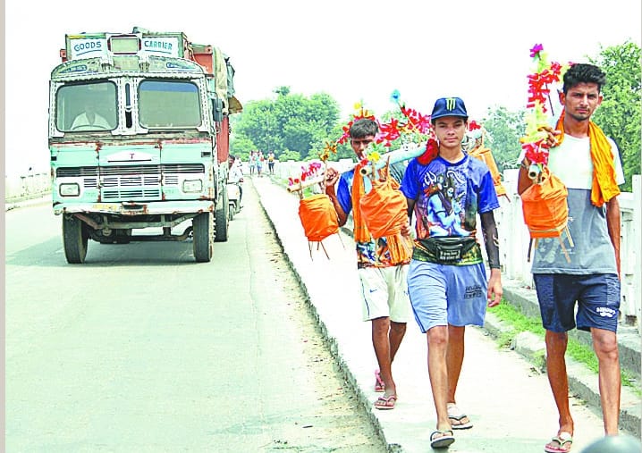 Kanvd running vehicle on the route, risk Shivbkt