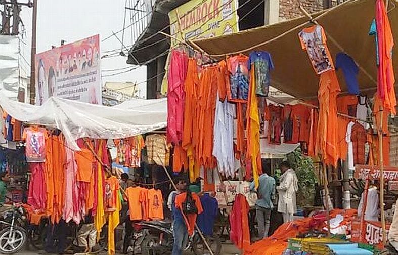 The devotees dressed in costumes of the store.