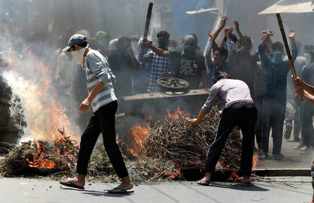 Violence continues in Kashmir Valley