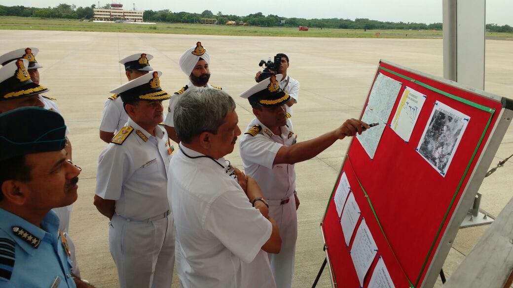 PLANE-PARRIKAR Missing IAF plane: Parrikar in Chennai to monitor ops